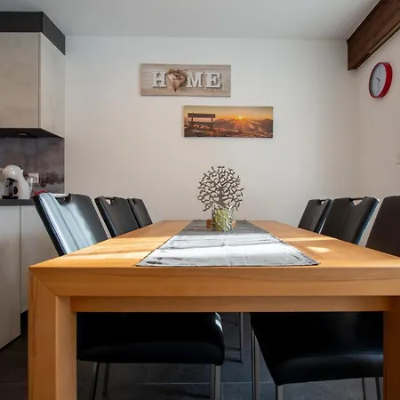 Apartman Haus Viola Saas-Grund