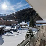 Haus Viola Saas-Grund